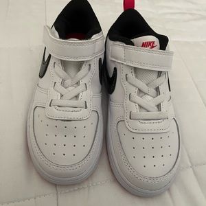 Nike girls shoes- size 9c